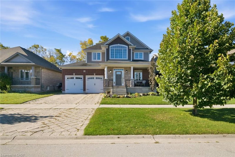 24 Hollingshead Road photo 2