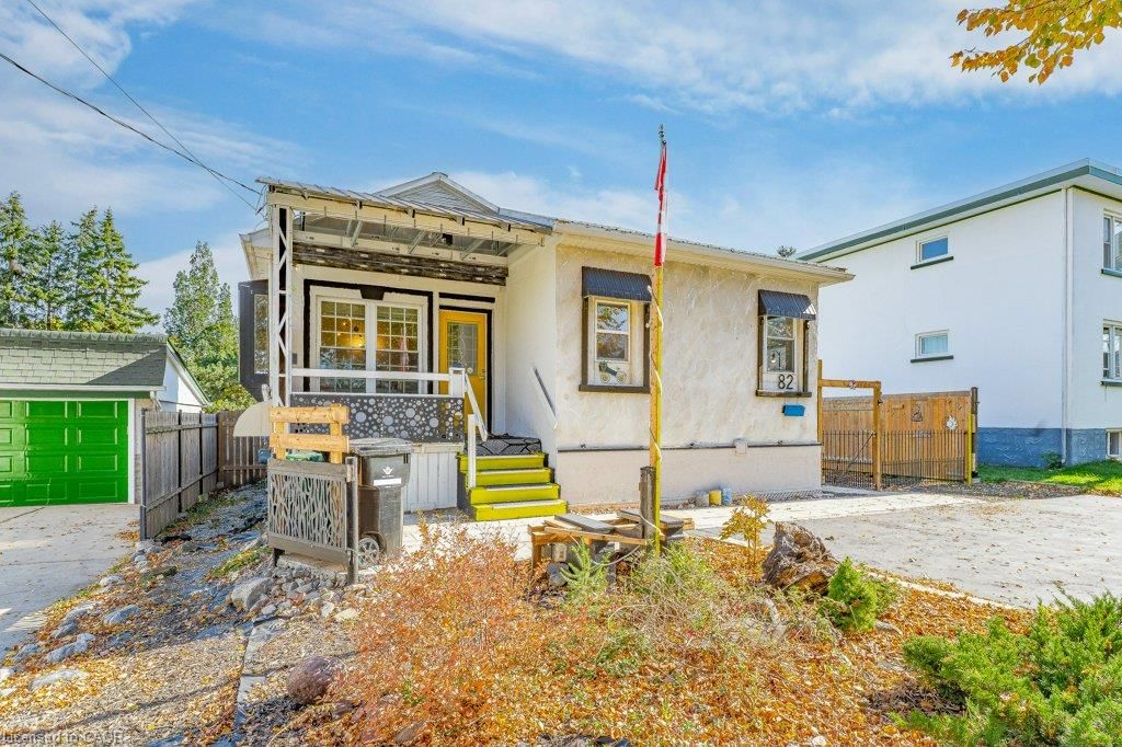 Single Family Residence for sale at 82 Kehl Street, Kitchener, ON, N2M 3T9 - Forest Hill - MLS: 40872254