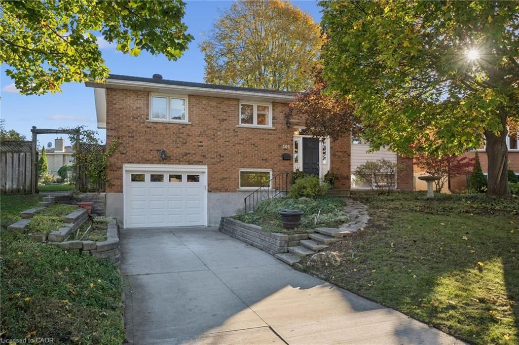 Single Family Residence for sale at 301 Martindale Crescent, Waterloo, ON, N2L 4M8 - Lakeshore/Parkdale - MLS: 40872268