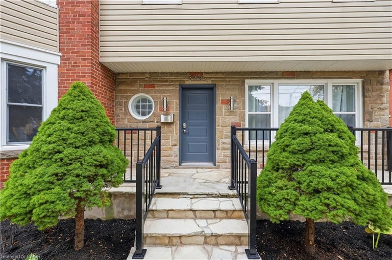 366 Aberdeen Avenue photo 4