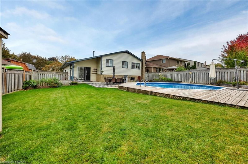 42 Blackwell Drive photo 3