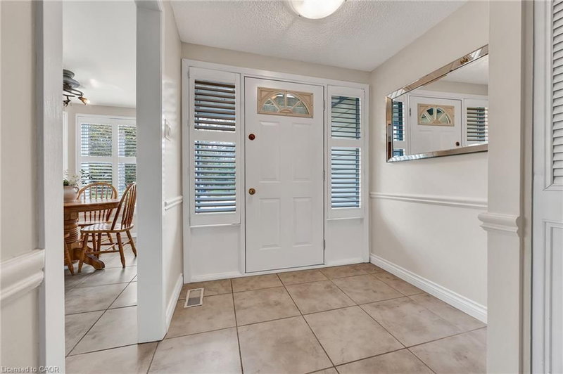 42 Blackwell Drive photo 4
