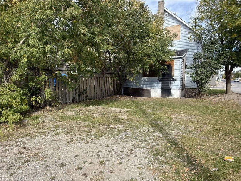 21 Cathcart Street photo 4