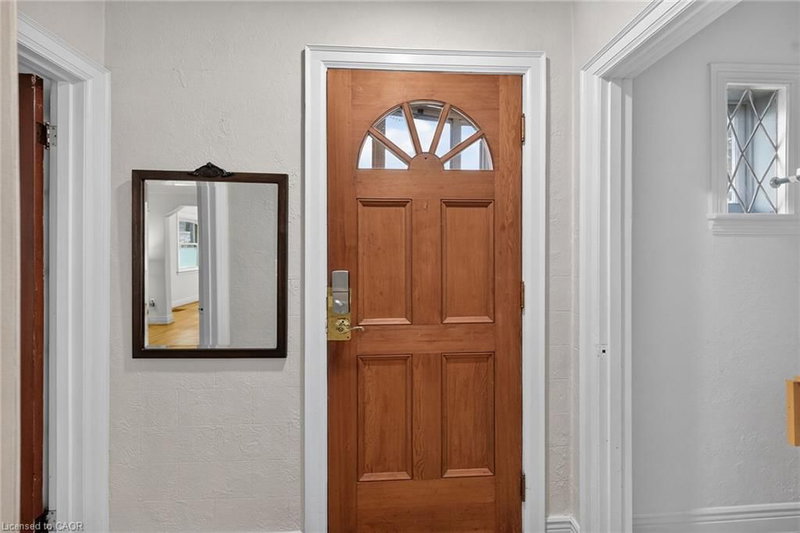603 Upper Wentworth Street