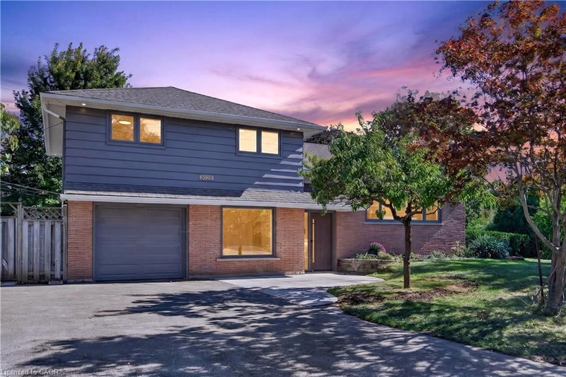 3028 Eva Drive photo 2