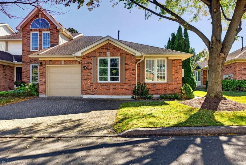 141 Welland Vale Road photo 3