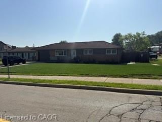 82 Millen Road photo 1