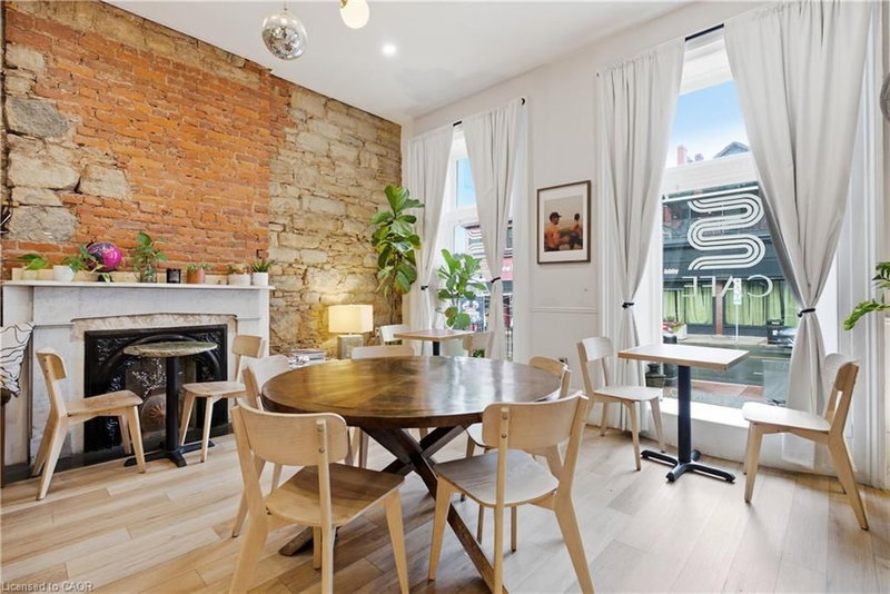 148 James Street S photo 3
