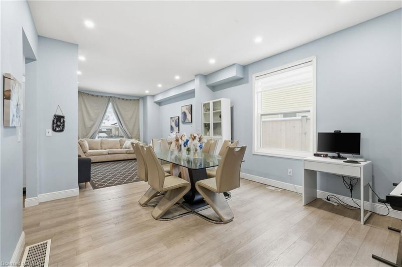 108 Eagle Avenue photo 3