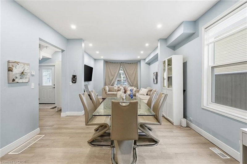 108 Eagle Avenue photo 4