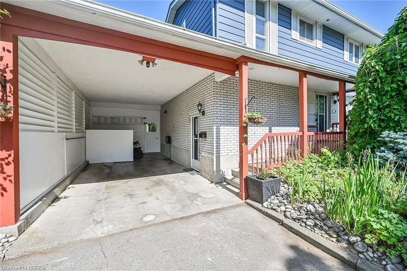 56 Forsythe Avenue photo 5