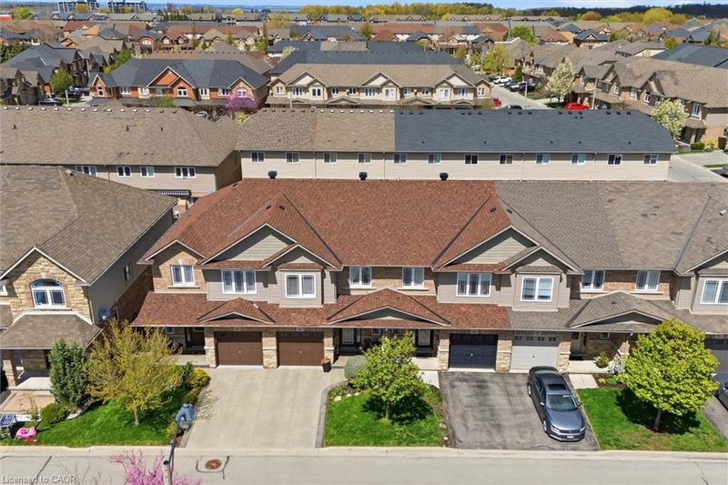 84 Periwinkle Drive photo 4