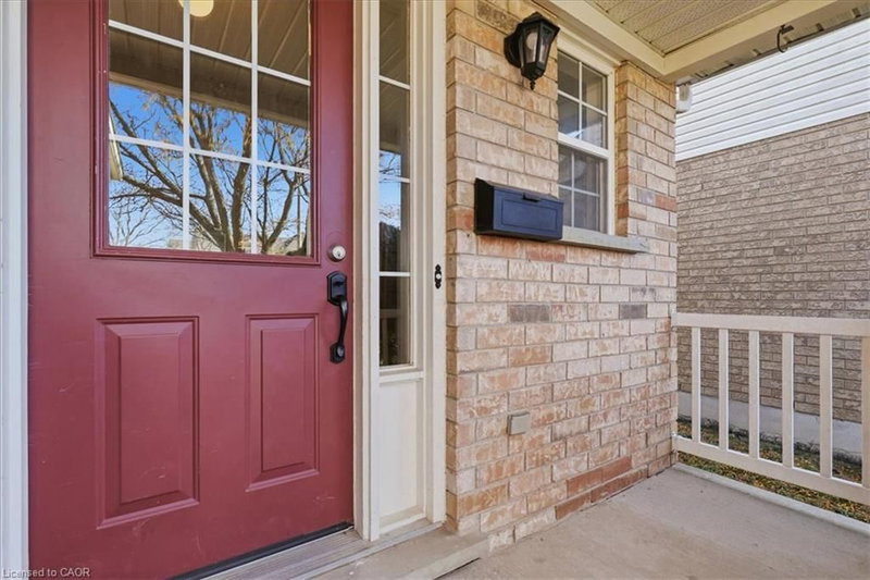 508 Brookmill Crescent photo 5