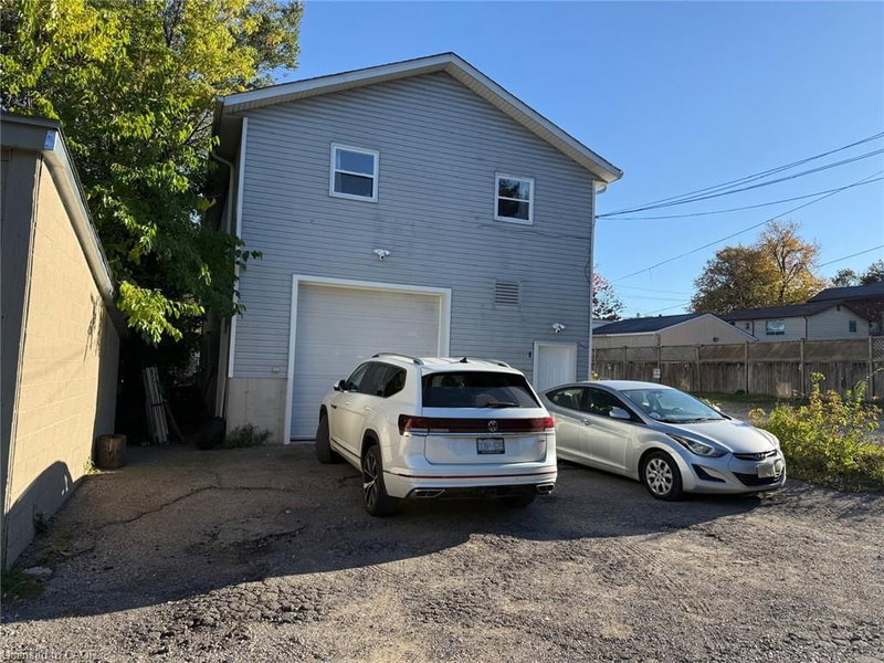 74 Breithaupt Street photo 1