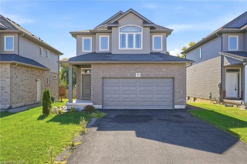 71 Laurent Avenue photo 3