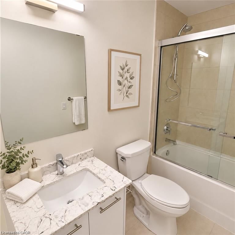 30 Francis Street S photo 4