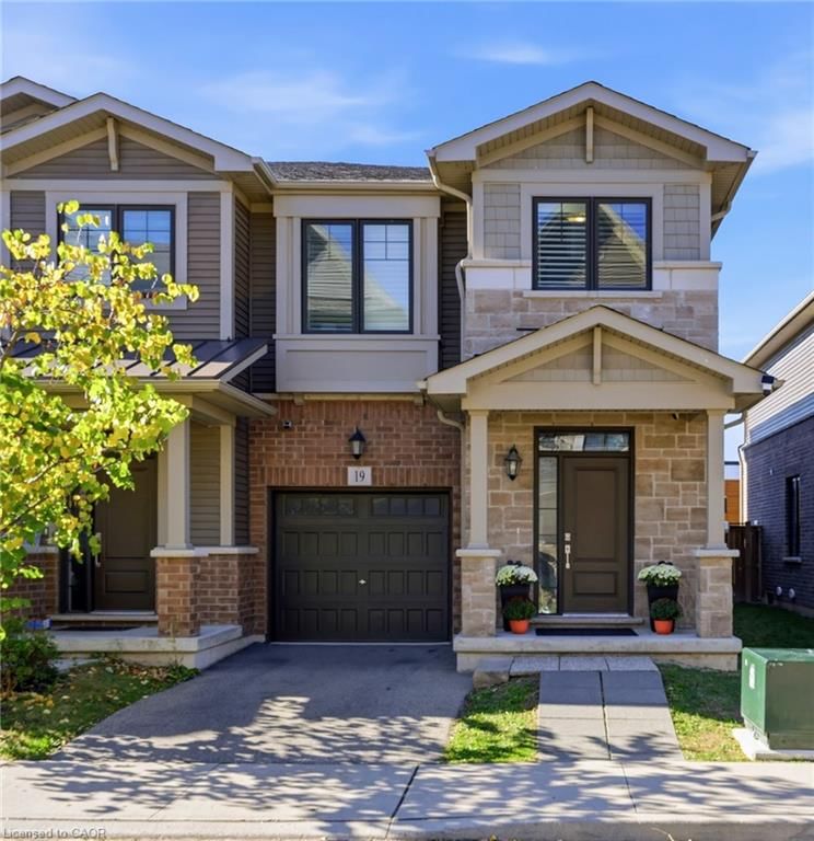 19 Hibiscus Lane photo 1