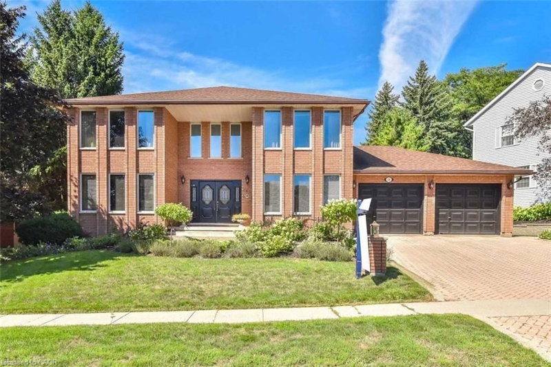 28 Walnut Drive photo 1