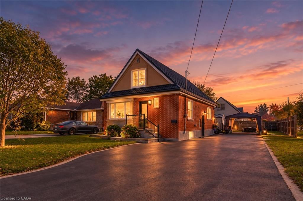 Single Family Residence for sale at 100 Montrose Avenue, Hamilton, ON, L8K 4Y7 - Rosedale - MLS: 40872633