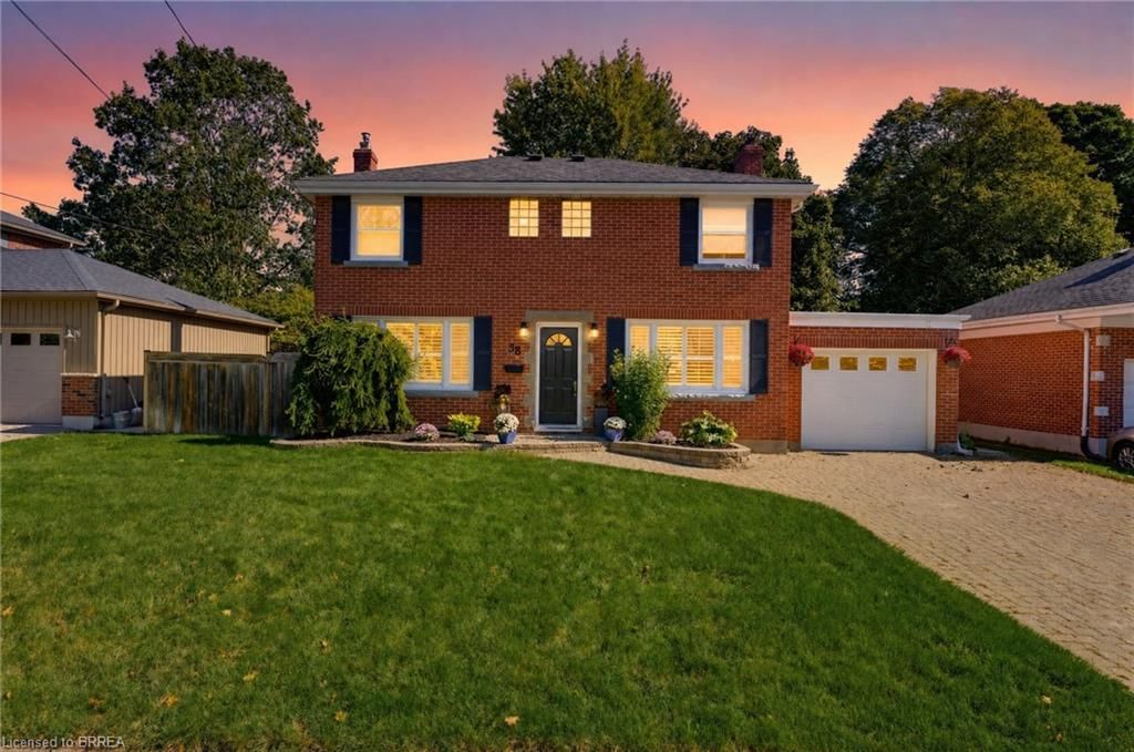 Single Family Residence for sale at 38 Admiral Road, Brantford, ON, N3R 1L6 - Henderson - MLS: 40872651
