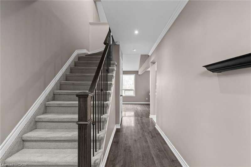 12 - 12 Lankin Boulevard