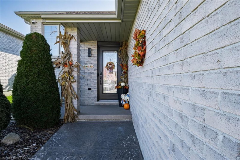 67 Mcguiness Drive photo 5