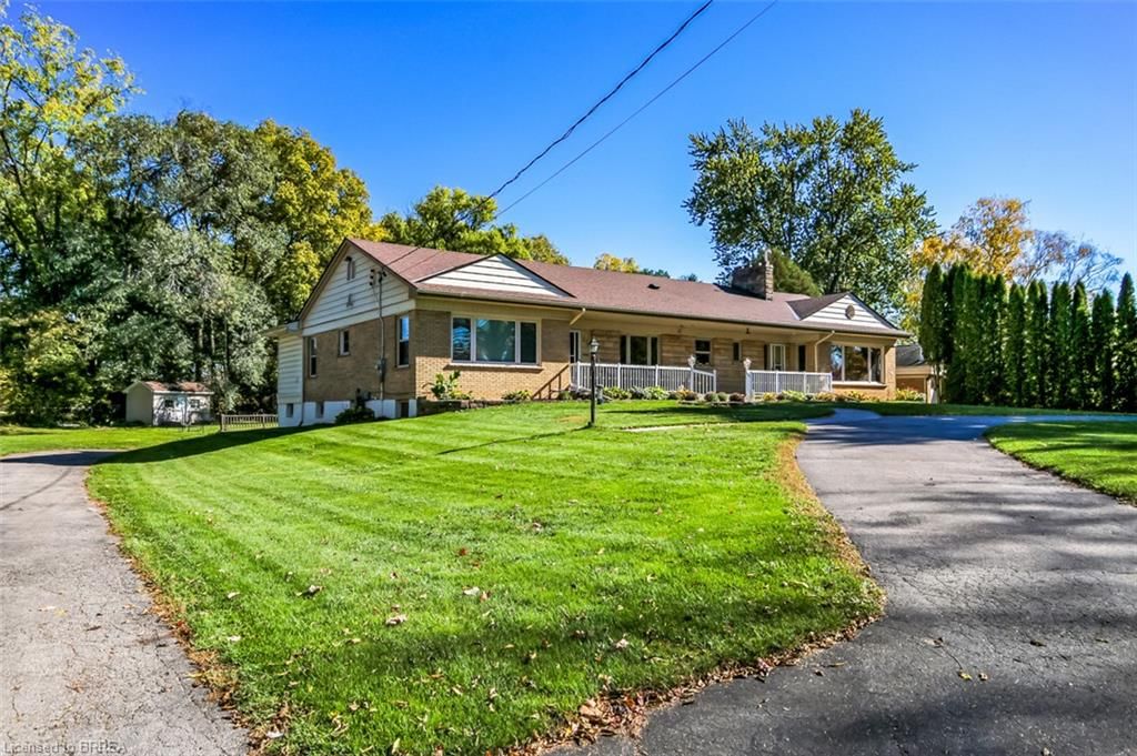 Single Family Residence for sale at 28 Tutela Heights Road, Brantford, ON, N3T 1A1 - Tutela Heights - MLS: 40872763