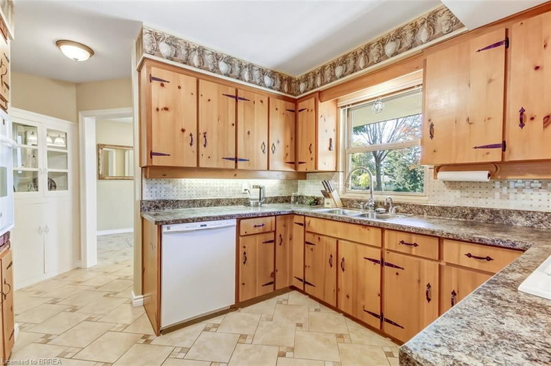 28 Tutela Heights Road photo 5