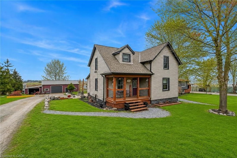 3745 King Street photo 2