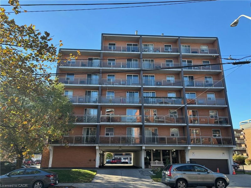 30 Summit Avenue photo 1