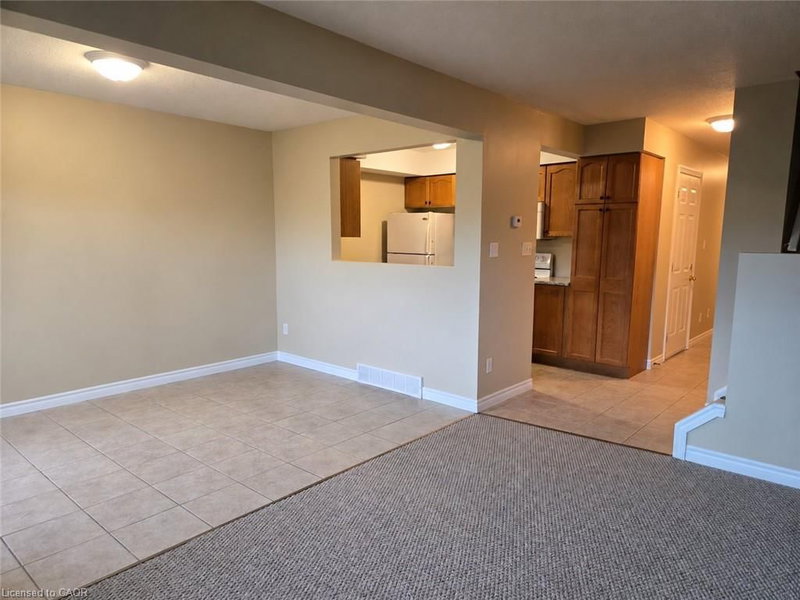 120 Dudhope Avenue photo 3