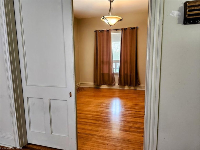 25 Gladstone Avenue photo 5