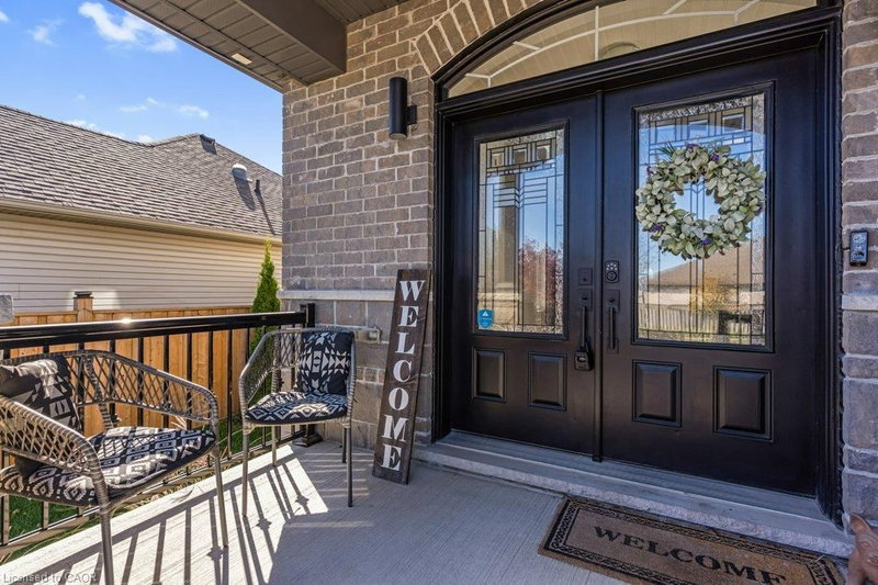 27 Irongate Drive photo 3