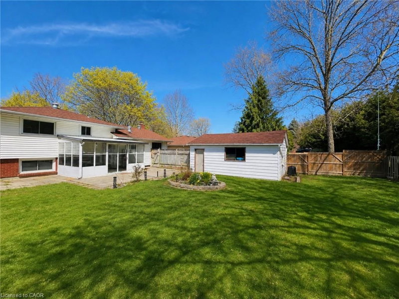 456 Belvedere Avenue photo 3