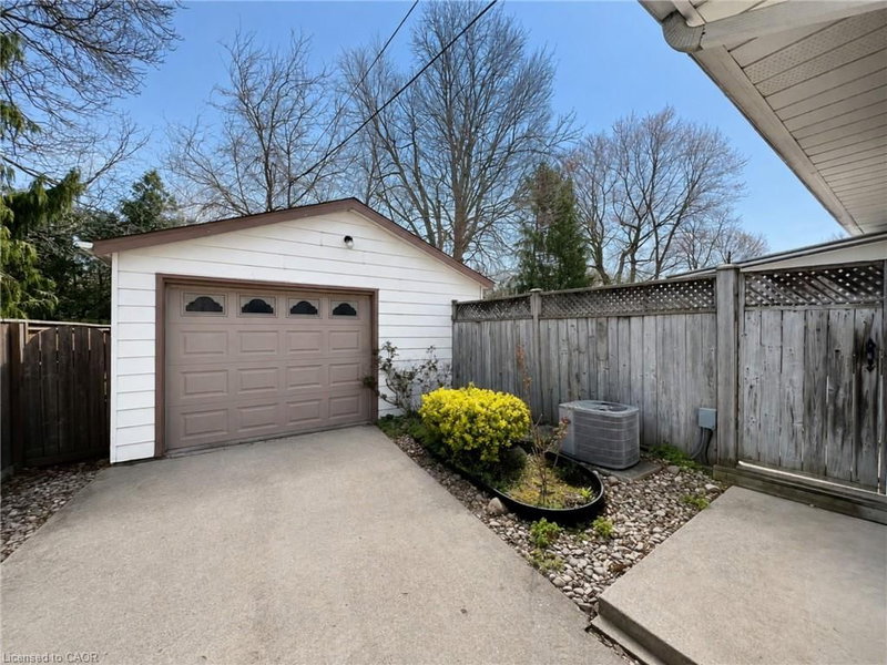 456 Belvedere Avenue photo 4