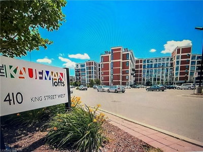203 - 410 King Street W