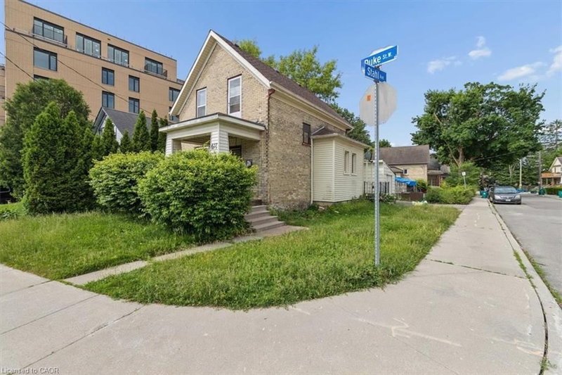 427 Duke Street W photo 3