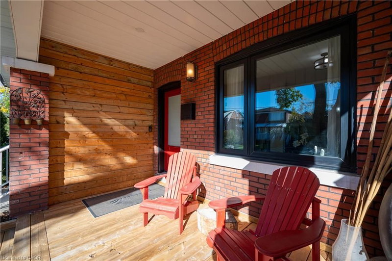 213 Boon Avenue photo 4