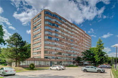 604 - 3227 King Street E