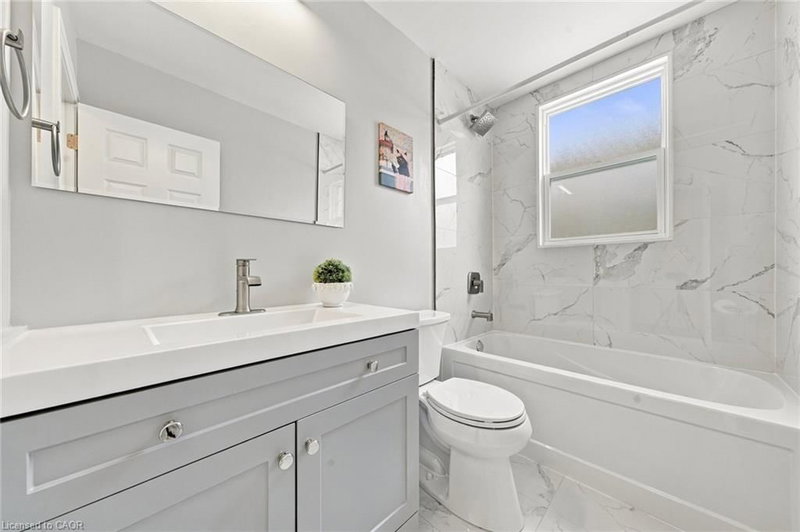 294 East 28th Street photo 5