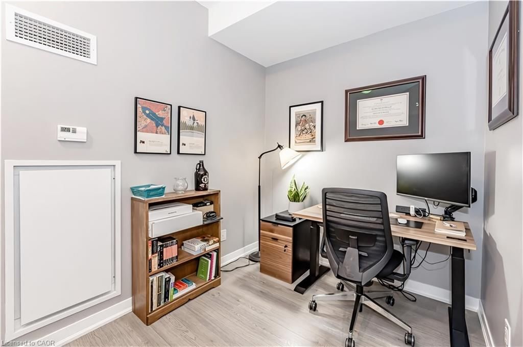 409-85 Duke Street, Kitchener, view 6