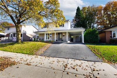 1323 Queen's Boulevard