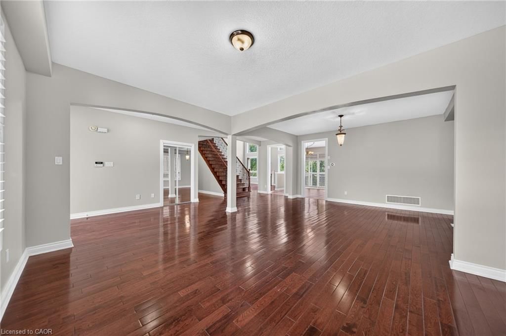 103 Swift Crescent, Cambridge, view 10