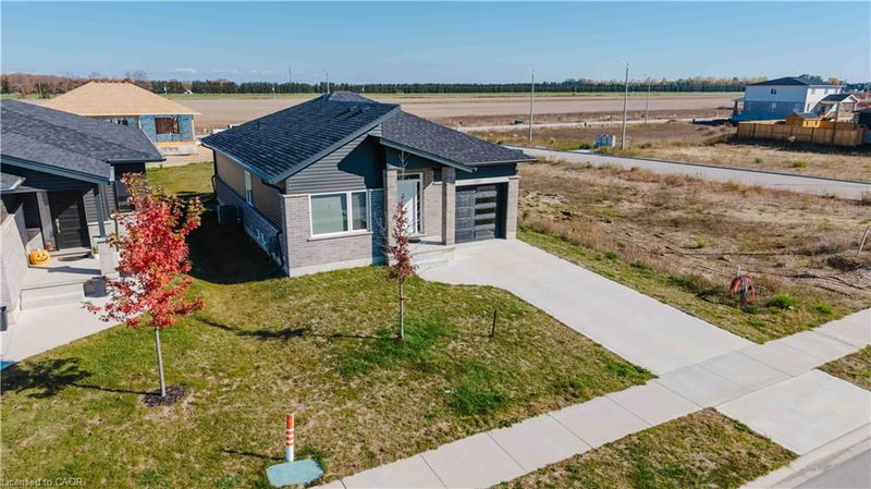 329 Mary Rose Avenue photo 4
