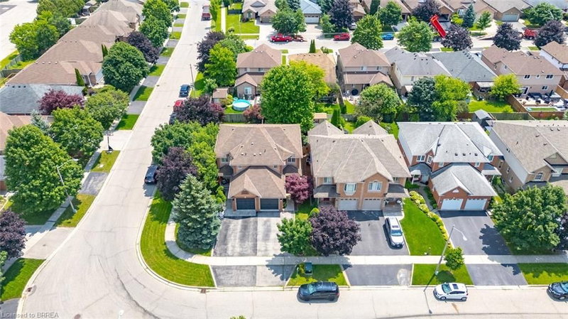 137 Chudleigh Street photo 4