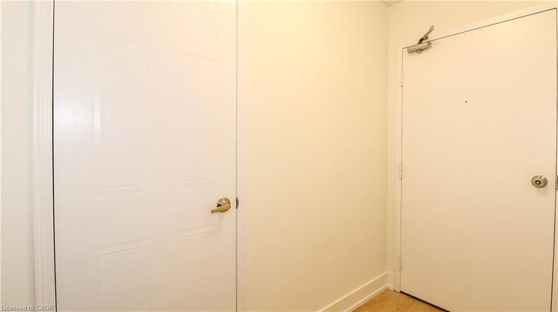 94 Sanford Street photo 3