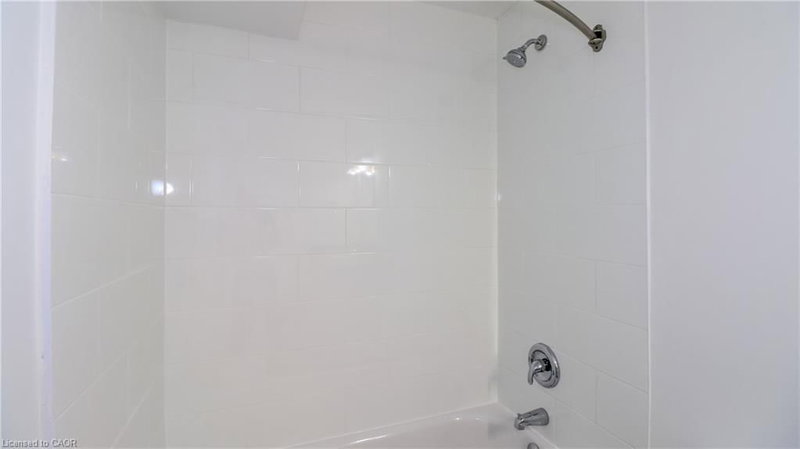 94 Sanford Street photo 5