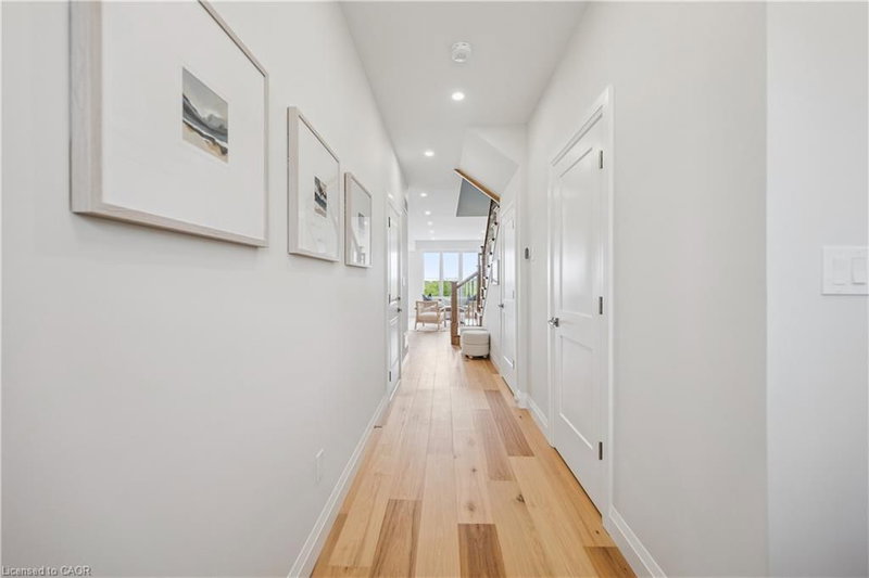 48 Walker Road photo 2