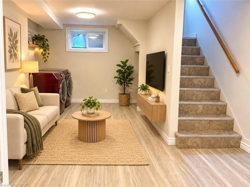 249 Blucher Street photo 3