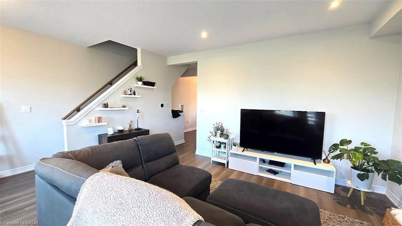 288 Glover Road photo 5